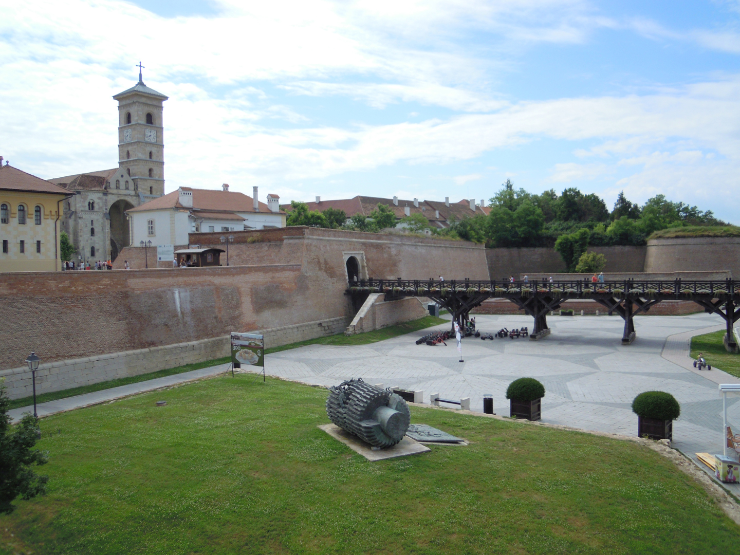 111-112-DSCN5932